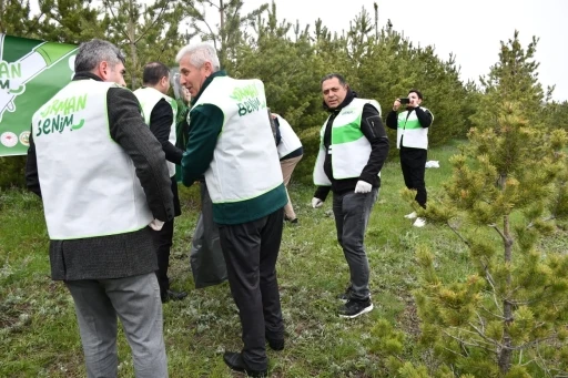 Kars&rsquo;ta "Orman Benim" Seferberliği: Paşa&ccedil;ayırı&rsquo;nda yangın riskine karşı temizlik hareketi
