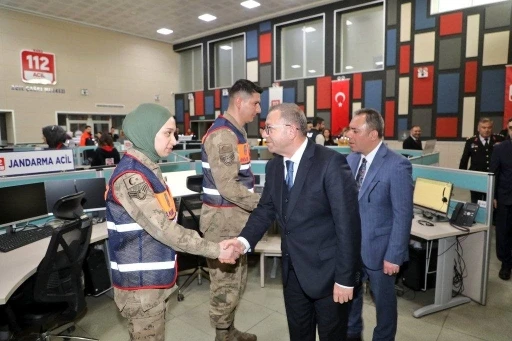 Kars Valisi Ziya Polat&rsquo;tan 112 Acil &Ccedil;ağrı Merkezi&rsquo;ne bayram ziyareti
