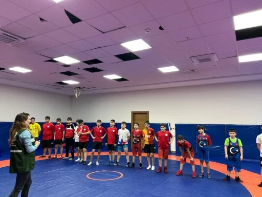 Kars Yeşilay&rsquo;dan 2026 "Bağımsızlık Yılı"na anlamlı katkı

