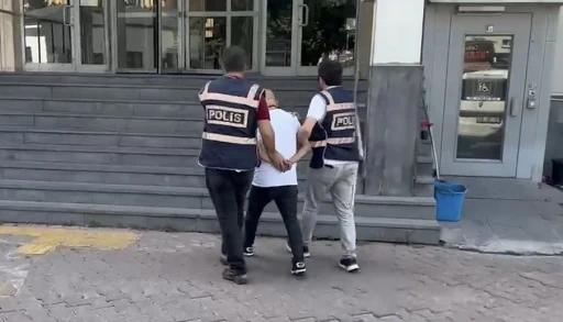 Karşılıksız &ccedil;ek d&uuml;zenlemekten 52 yıl kesinleşmiş hapis cezası bulunan şahıs yakalandı
