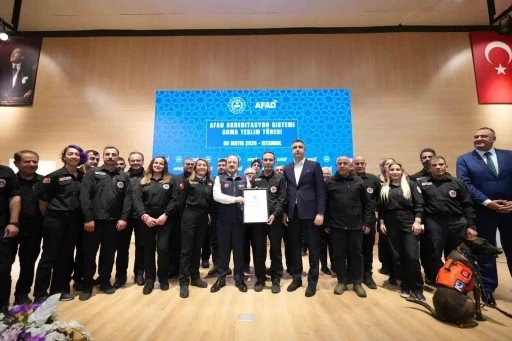 Kartal Belediyesi Arama Kurtarma Ekibi "AFAD Ağır Seviye Akreditasyonu" aldı
