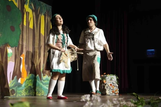 Kartal Belediyesi&rsquo;nden &ccedil;ocuklara &ouml;zel yeni yıl ş&ouml;leni
