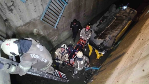 Kartal&rsquo;da alkoll&uuml; taksi s&uuml;r&uuml;c&uuml;s&uuml; 5 metrelik dereye u&ccedil;tu
