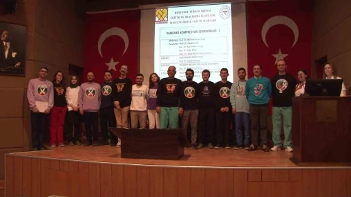 Kartal’da düzenlenen &quot;Nadir Hastalıklar Sempozyumu&quot;nda nadir hastalıklara karşı farkındalık oluşturuldu
