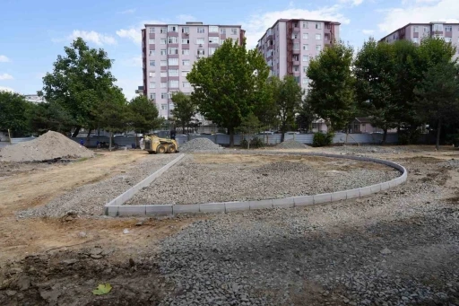 Kartal&rsquo;da parklar yenileniyor, yeşil alan hacmi artıyor

