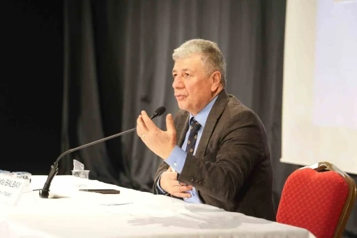 Kartal&rsquo;da Uğur Mumcu anıldı: Mustafa Balbay&rsquo;dan anlamlı s&ouml;yleşi
