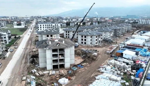 Kartepe Kent Konut Evleri&rsquo;nde inşaatın yarısı tamamlandı
