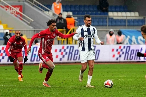 Kasımpaşa&rsquo;da yeni transferler sahaya &ccedil;ıktı
