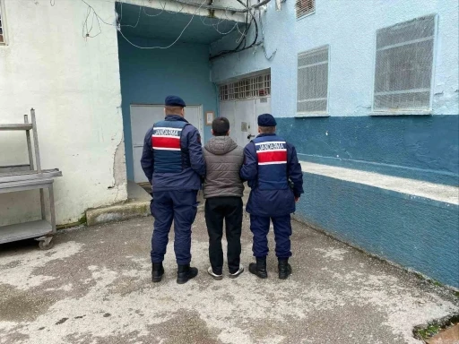 Kastamonu’da dolandırıcılık suçundan aranan şahıs yakalandı
