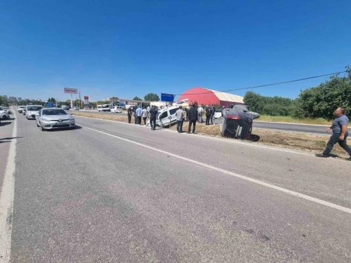 Kastamonu’da iki hafif ticari araç çarpıştı: 4 yaralı
