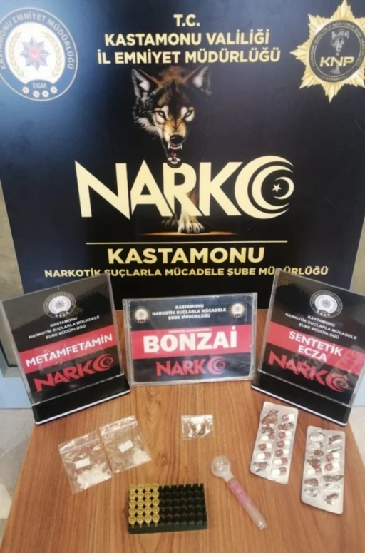 Kastamonu’da uyuşturucu etkisi altında araç kullanan sürücü gözaltına alındı
