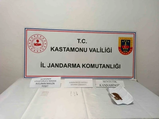 Kastamonu&rsquo;da uyuşturucu operasyonlarında 5 ş&uuml;pheliye g&ouml;zaltı
