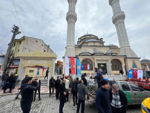 Kastamonu’da vatandaşlara fidan dağıtıldı
