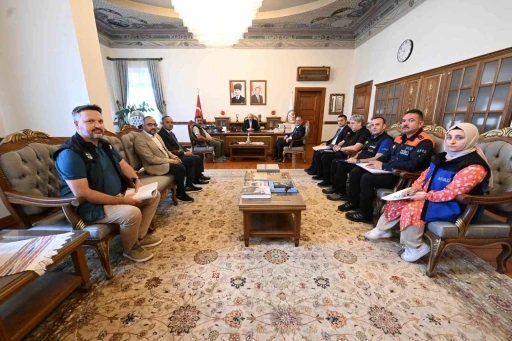 Kastamonu i&ccedil;in kuvvetli sağanak uyarısı: Alınan tedbirler i&ccedil;in toplantı yapıldı
