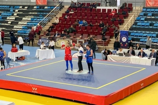 Kastamonu &Uuml;niversitesi sporcularından T&uuml;rkiye ikinciliği
