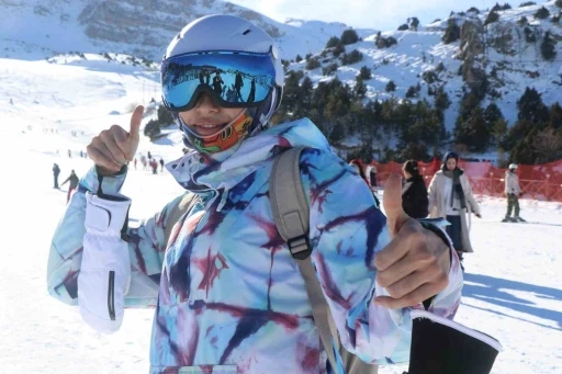 Kayak merkezlerinde kar kalınlığı a&ccedil;ıklandı: Paland&ouml;ken 55, Ergan 2 santimetre
