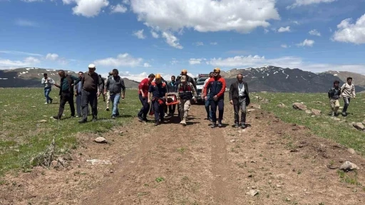 Kayalık alandan d&uuml;şen 14 yaşındaki &ccedil;ocuk hastaneye kaldırıldı
