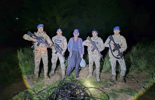 Kaybolan zihinsel engelli vatandaşı jandarma ekipleri buldu
