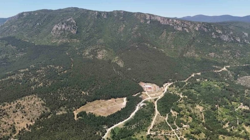Kayıp gen&ccedil; i&ccedil;in 90 kilometrekarelik alan 3 kez tarandı
