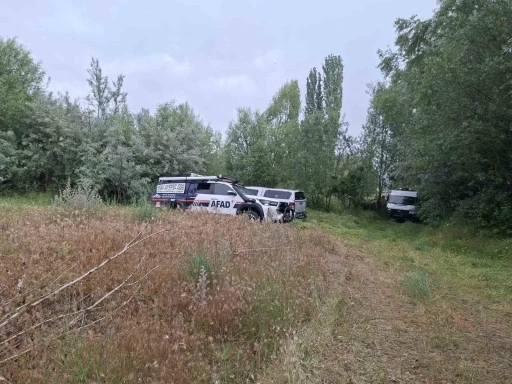 Kayıp olarak aranan 82 yaşındaki şahsın cansız bedeni derede ulaşıldı
