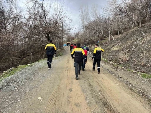 Kayıp yaşlı adam 17 g&uuml;nd&uuml;r aranıyor
