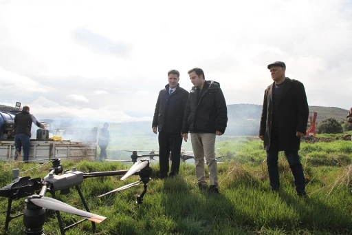 Kaymakam Altuntaş drone ile g&uuml;breleme &ccedil;alışmalarını inceledi
