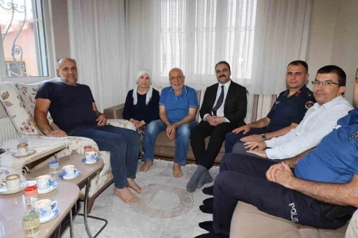 Kaymakam Battal, şehit aileleri ve gazi ile bir araya geldi
