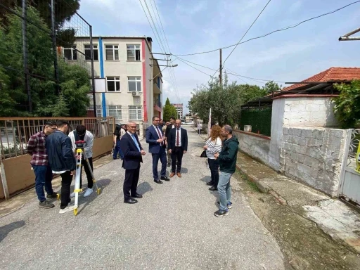 Kaymakam Dalak öğrencilerle arazi ölçümü yaptı
