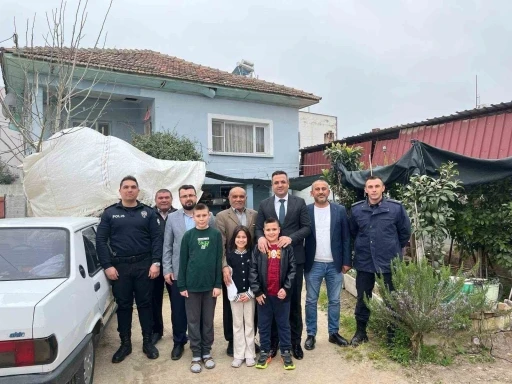 Kaymakam Dalak, şehit ve gazi ailelerini bayramda da yalnız bırakmadı
