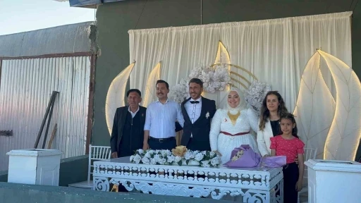 Kaymakam Demirtaş, Gelek&ccedil;i ailesinin mutluluğuna ortak oldu
