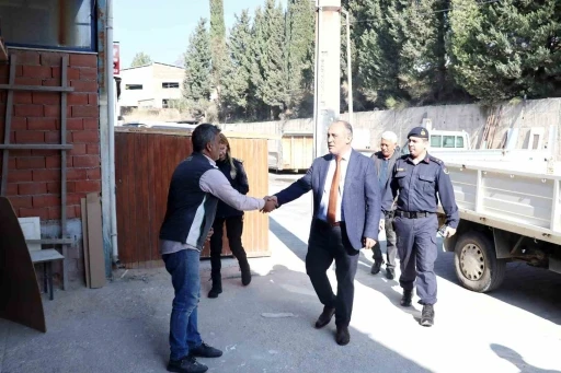 Kaymakam İlhan, sanayi esnafının sorunlarını dinledi
