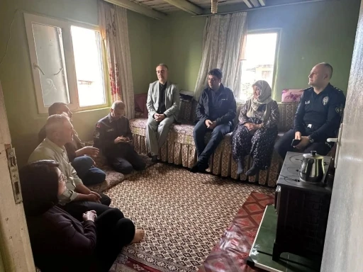 Kaymakam Karataş, Alioğulları Mahallesi’nde vatandaşlarla buluştu
