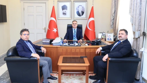 Kaymakam Kaya&rsquo;dan vali Akbıyık&rsquo;a takdim ziyareti