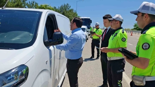 Kaymakam Kaykaç’tan trafikte hayati uyarılar: Emniyet kemeri ve dikkat şart
