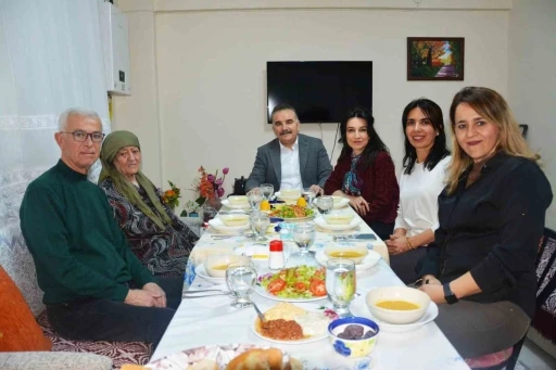 Kaymakam Odabaş&rsquo;tan şehit ailesine g&ouml;n&uuml;l sofrası ziyareti
