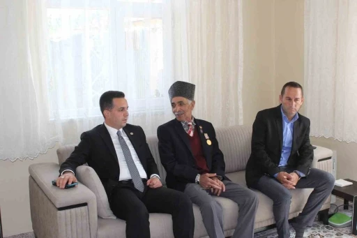 Kaymakam Şahin şehit ve gazi aileleriyle bir araya geldi
