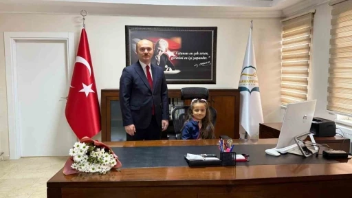 Kaymakam Yavuz, koltuğunu minik Nursima’ya devretti
