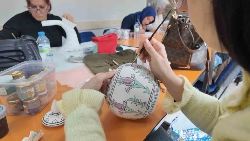 KAYMEK&rsquo;ten T&uuml;rk D&uuml;nyası K&uuml;lt&uuml;r Başkenti vizyonuna g&uuml;&ccedil;l&uuml; katkı: &Ccedil;ini sanatına yoğun ilgi
