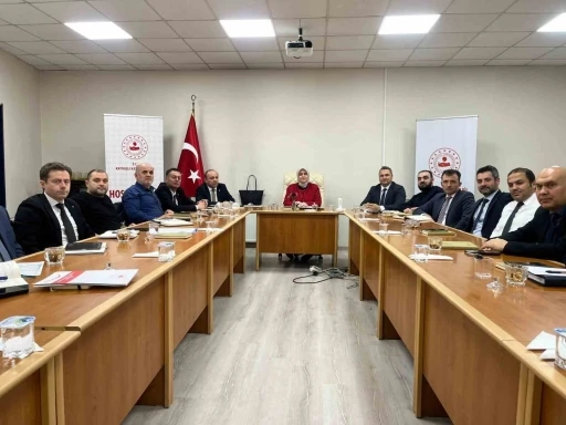 Kaynaşlı&rsquo;da tarım g&uuml;ndemi değerlendirildi
