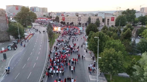 Kayseri&rsquo;de 15 Temmuz coşkusu
