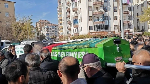 Kayseri&rsquo;de 2 &ccedil;ocuk annesini av t&uuml;feğiyle &ouml;ld&uuml;ren sanığa ağırlaştırılmış m&uuml;ebbet
