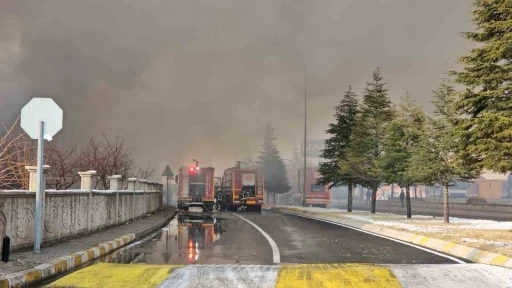 Kayseri&rsquo;de 3 kişinin &ouml;ld&uuml;ğ&uuml; fabrika yangıyla ilgili 7 kişinin yargılanmasına devam edildi
