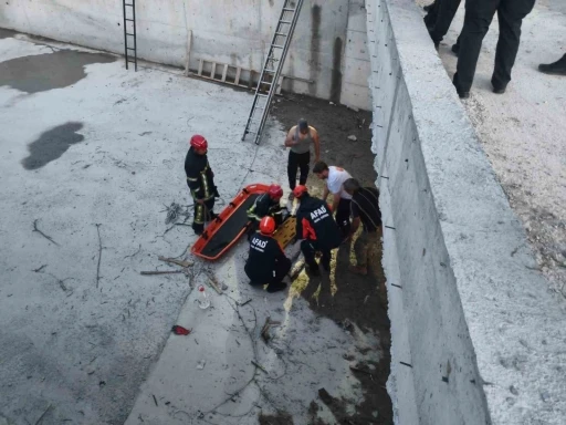 Kayseri&rsquo;de bisiklet s&uuml;rerken su kanalına d&uuml;şen &ccedil;ocuk kurtarıldı
