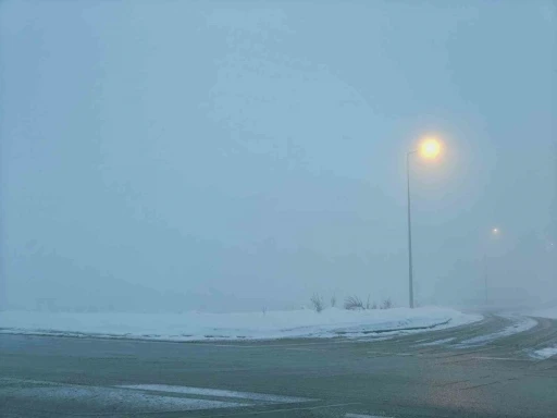 Kayseri&rsquo;de g&ouml;r&uuml;ş mesafesine sis engeli
