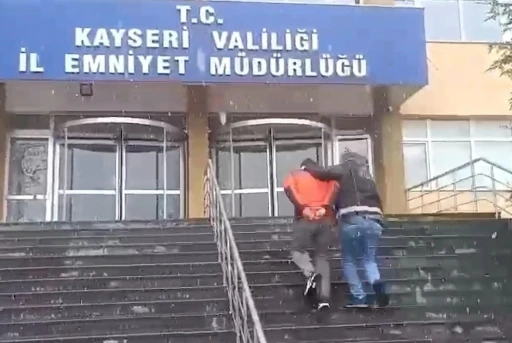 Kayseri&rsquo;de kesinleşmiş hapis cezasıyla aranan 2 şahıs yakalandı
