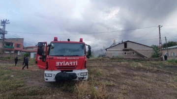 Kayseri’de müstakil evde yangın: 1 yaralı
