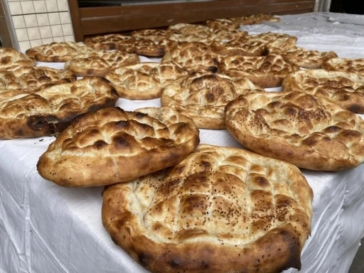 Kayseri&rsquo;de Ramazan pide fiyatları belli oldu
