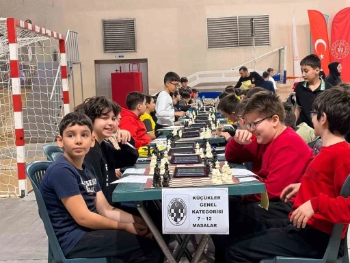 Kayseri Okul Sporları Satran&ccedil; İl Birinciliği başladı
