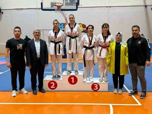 Kayseri Şampiyonası’na 20 kulüp 200’e yakın sporcu katıldı.
