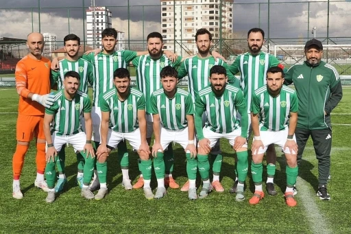 Kayseri Şekerspor zirvede 2 puan bıraktı
